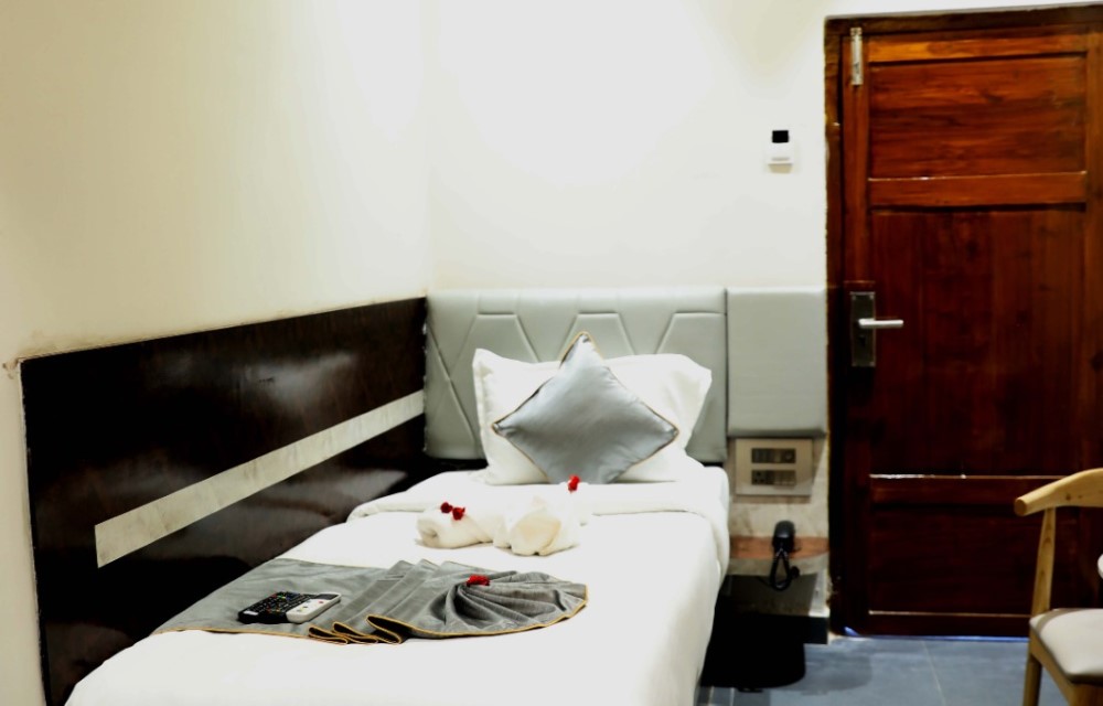 Hotel Kushi Grand