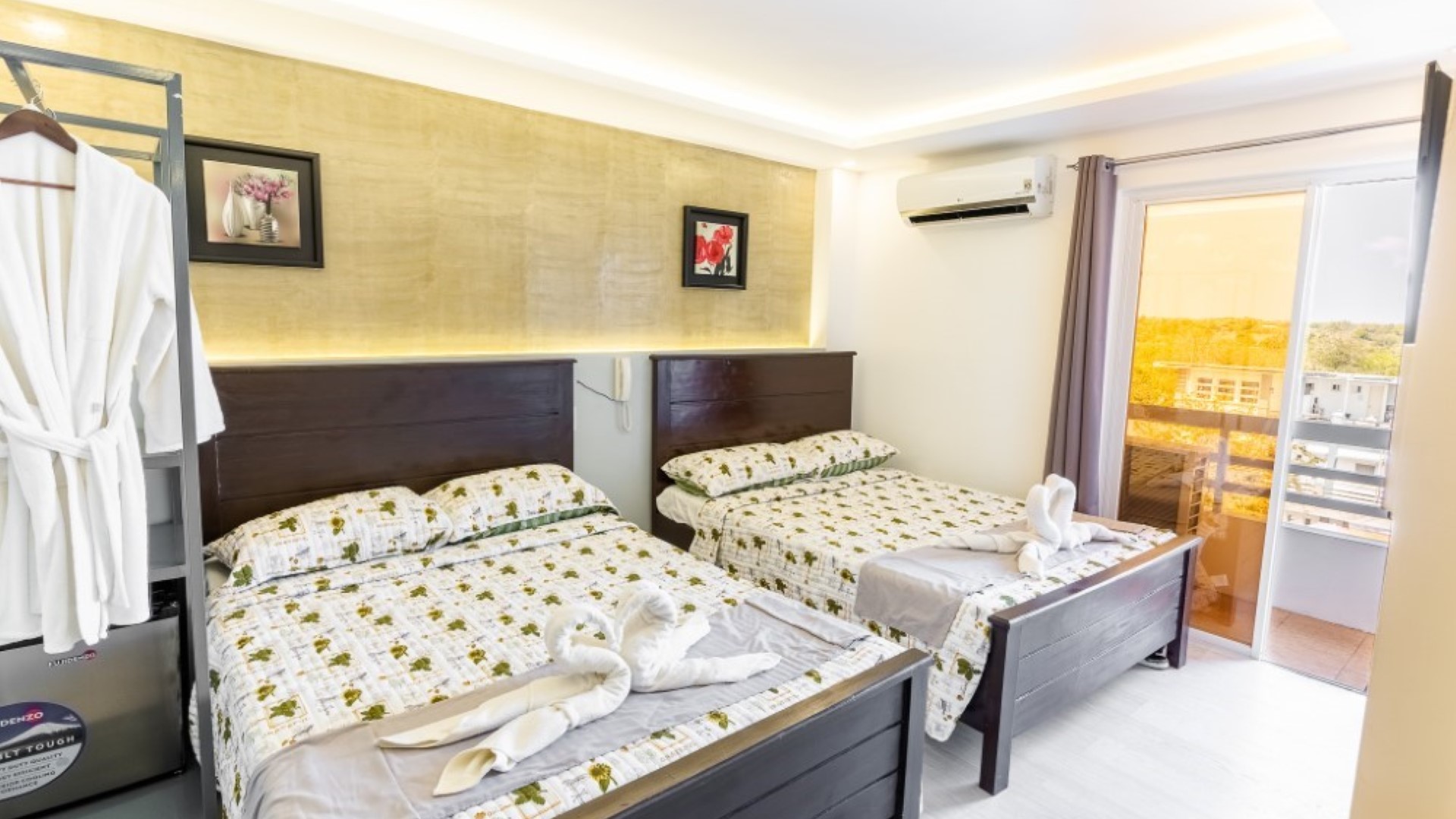 Spotlight Hotel