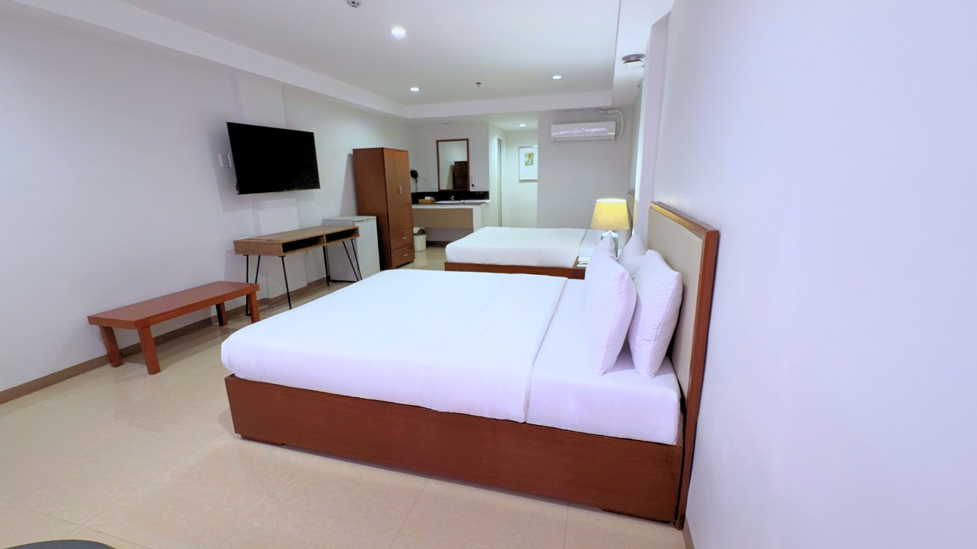 Beachfront Room 