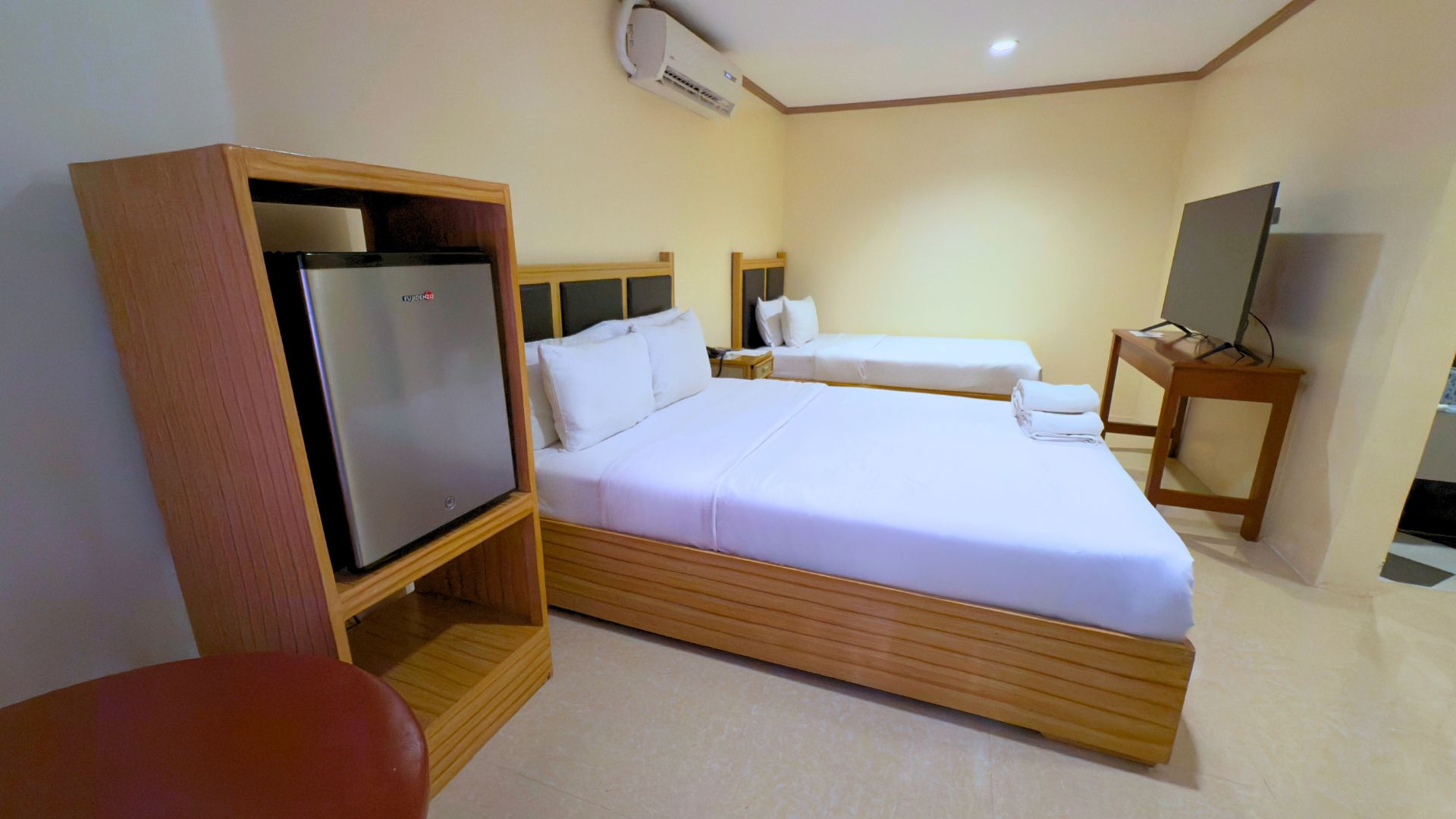 Standard Cabana