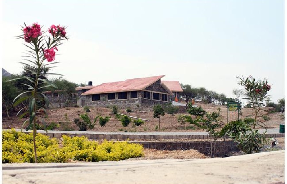 Hotel Red Regency at Sajjangarh Biological Park <br>700 metres