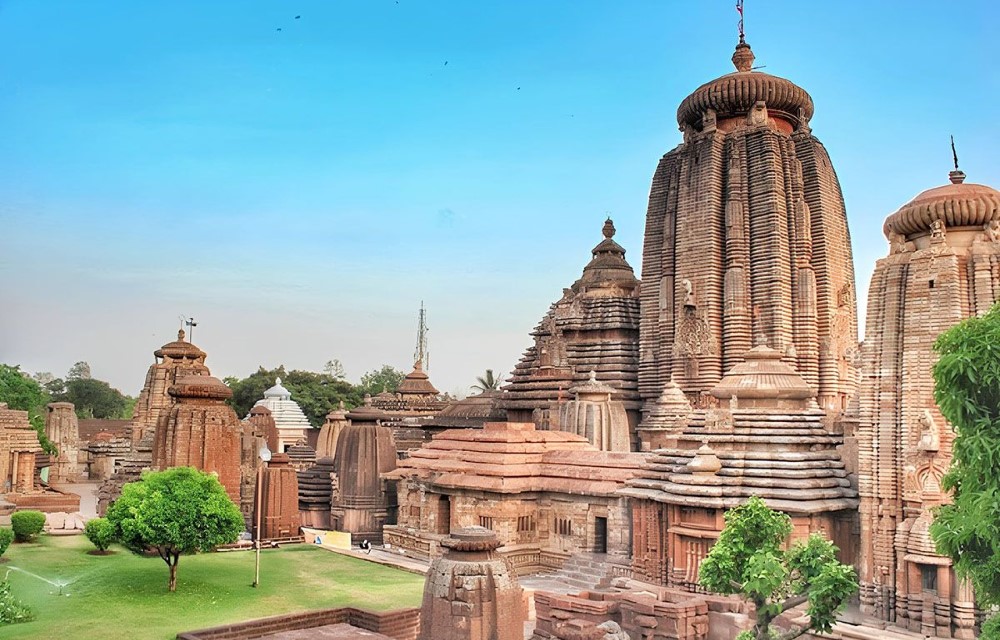 Hotel Vaishno Regal at Lingaraj Temple